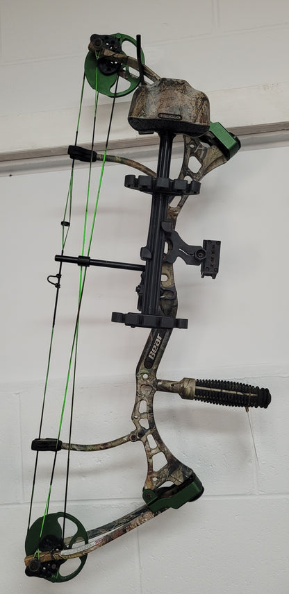 Bear Young Gun Compound bow (Used in good Condition)